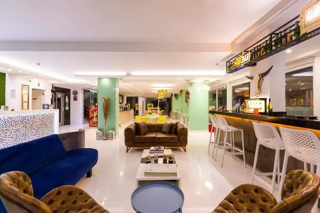 Mene City Hotel