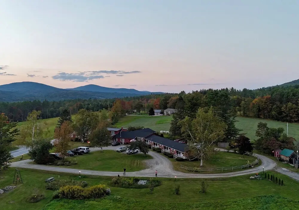 COHO Inn & Motor Lodge