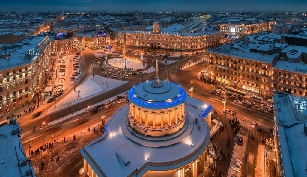 В центре на улице Гончарная 21