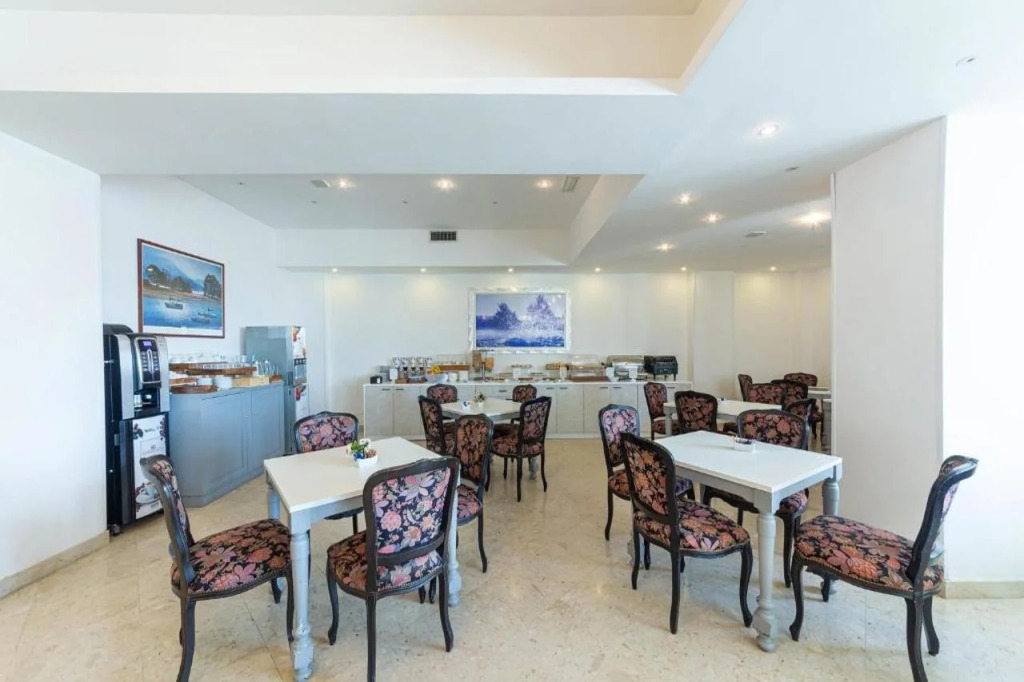 Hotel Sakura, Sure Hotel Collection by Best Western