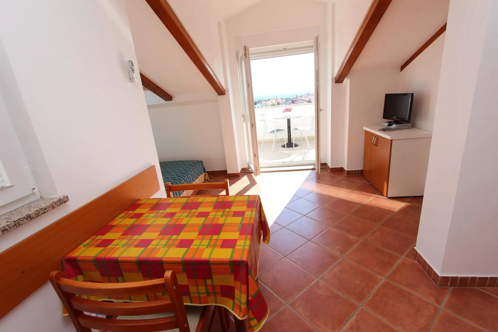 Apartments Elida