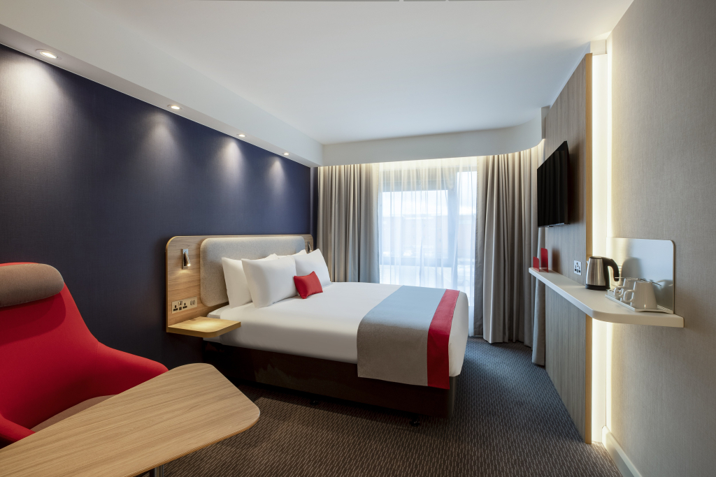 Holiday Inn Express Cambridge West - Cambourne by IHG