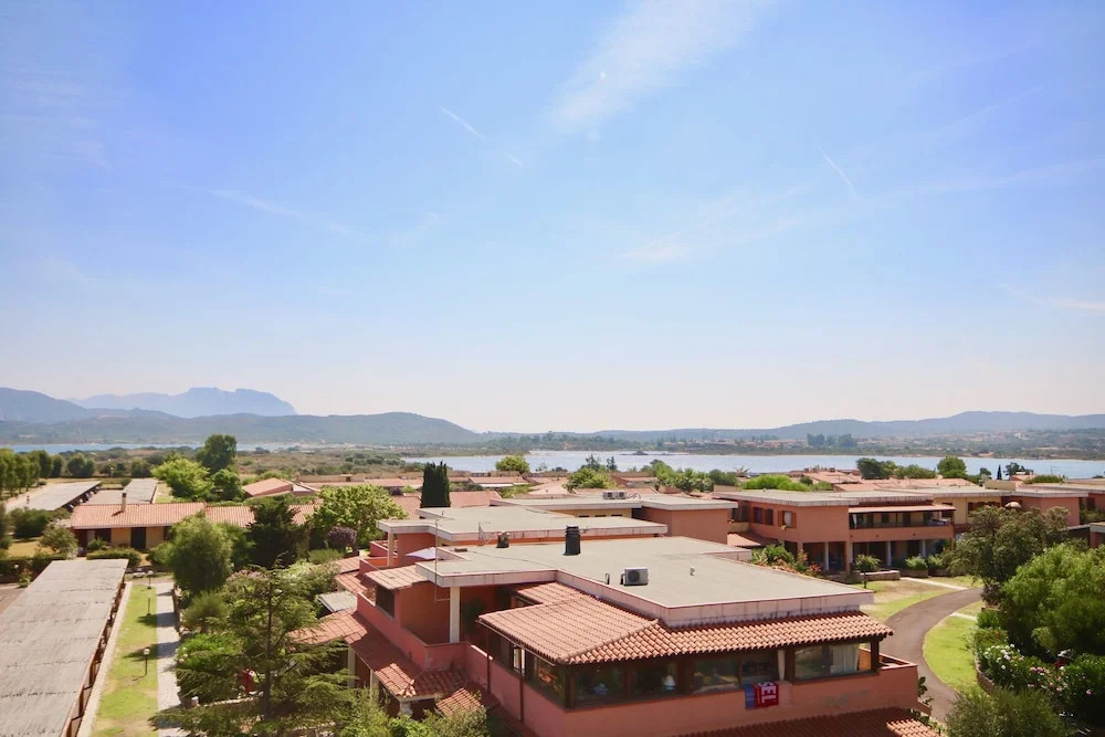 Casa Rosella