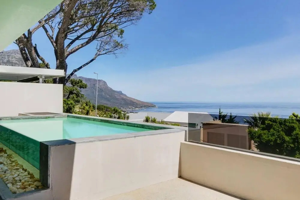 Modern Spacious Holiday Apartment With Fantastic Views Deck and Pool Malindi