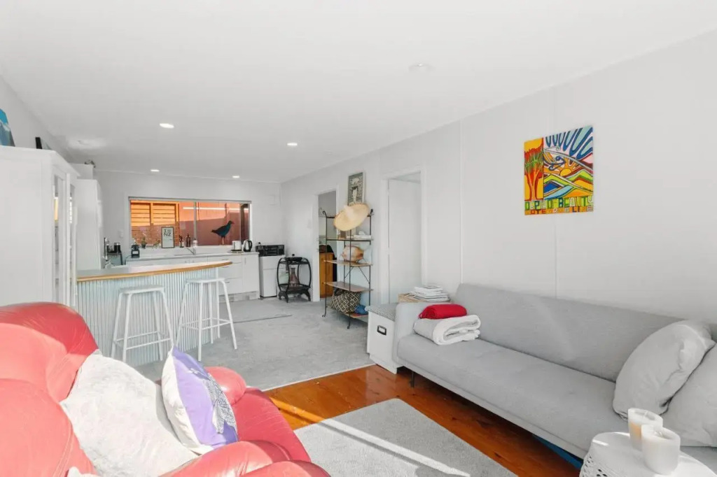 The Waihi Beach House - Waihi Beach Holiday Home