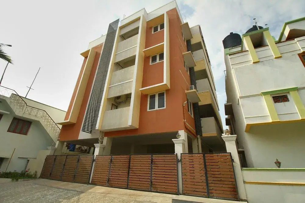 OYO 22536 Vishaak Inn