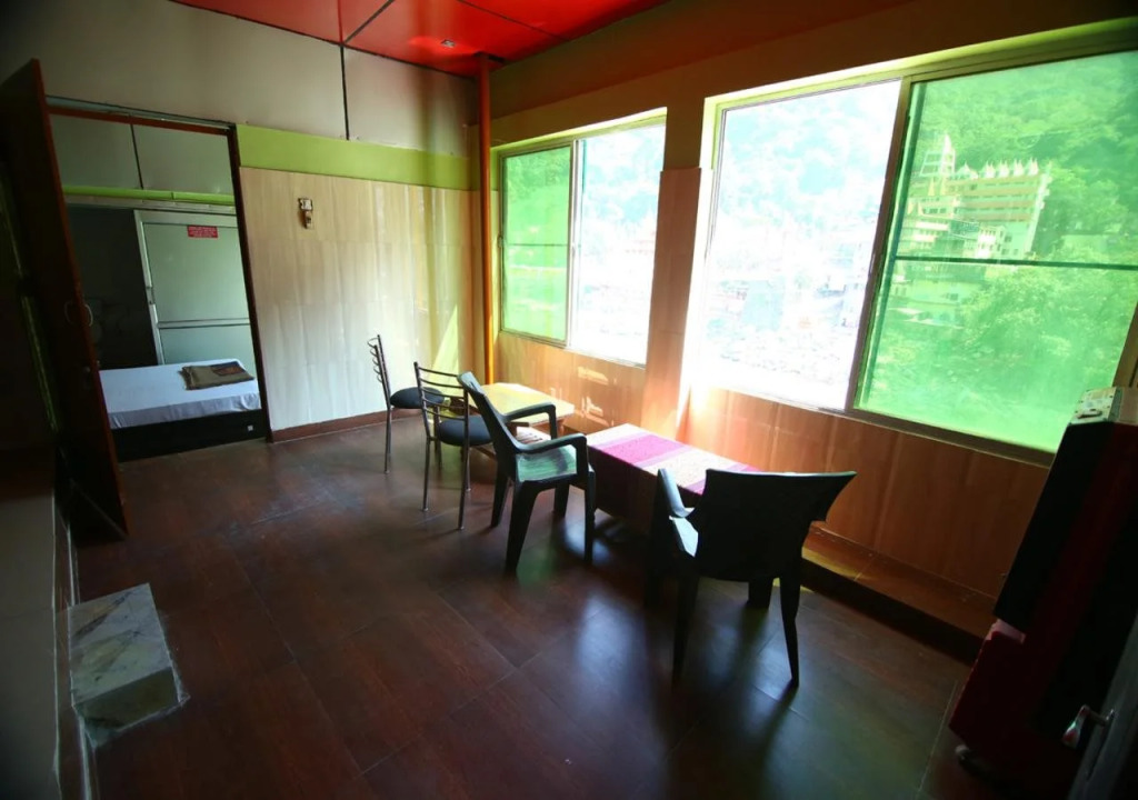 Triveni Guest House