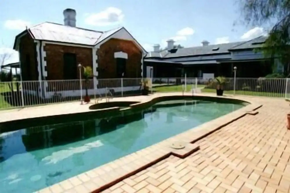 Lochinvar House