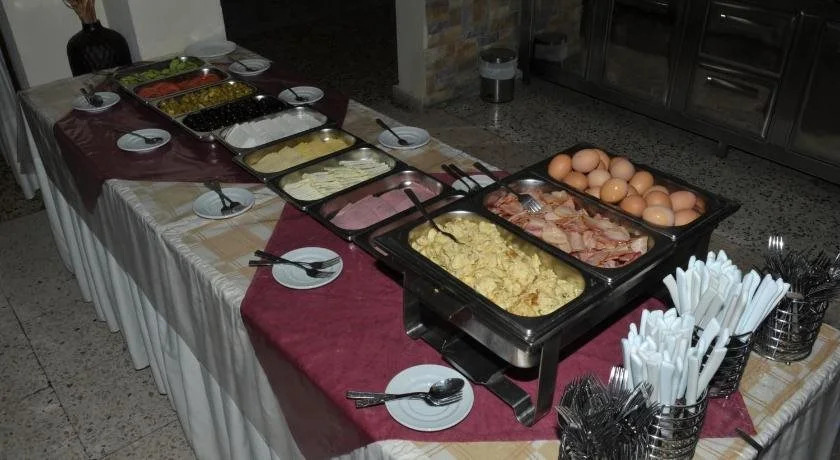 Minaides Hotel