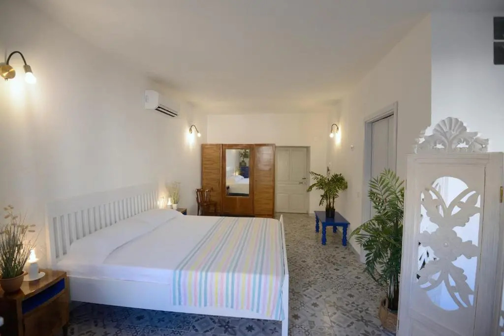 Large, Authentic 2-bed Apartment, Panoramic Views