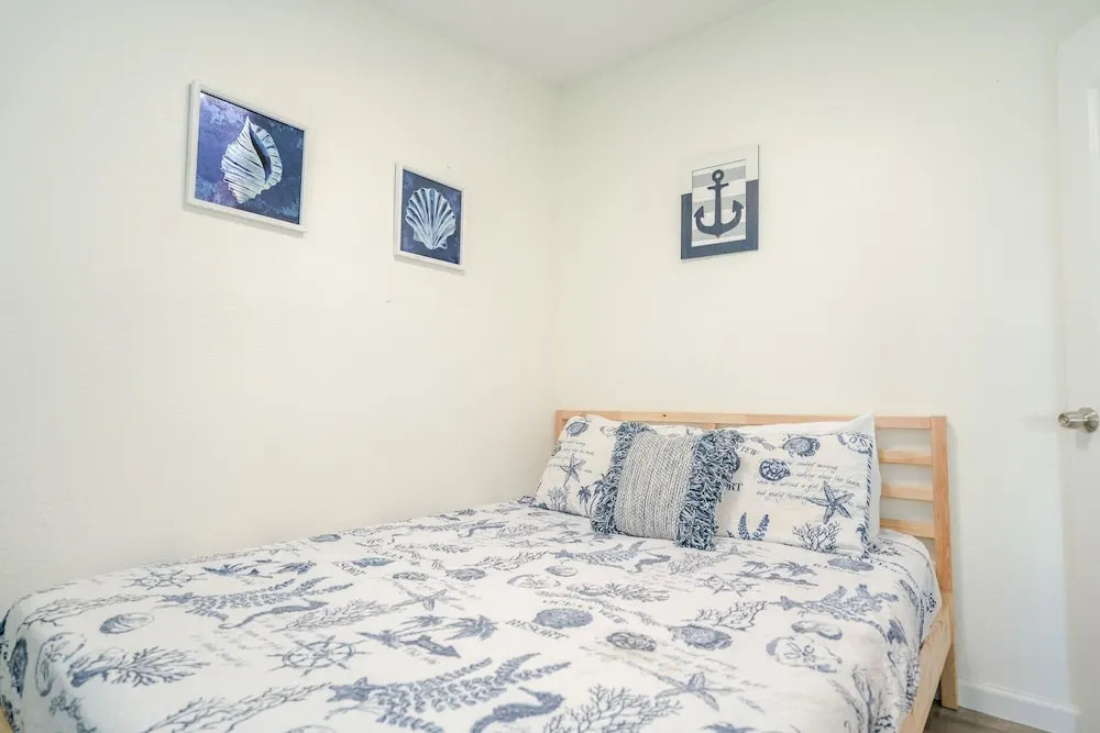Cast A Waves 2 Bedroom Home