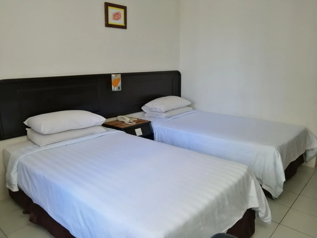 Wah May Hotel