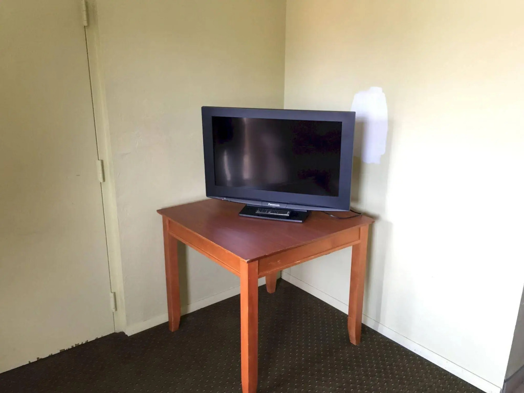 Budget Inn