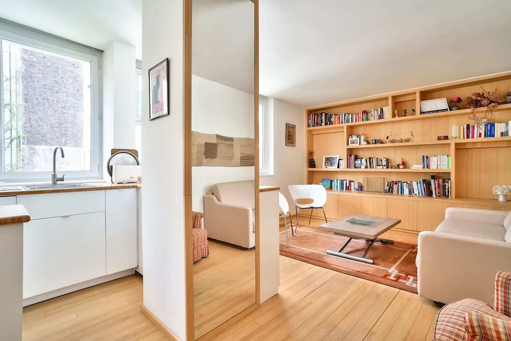 Charming 3 Room Apartment - Paris
