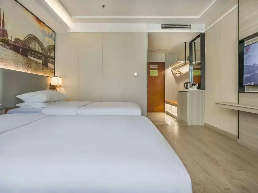 Vienna Hotel Guangdong Huizhou Maidi South Road