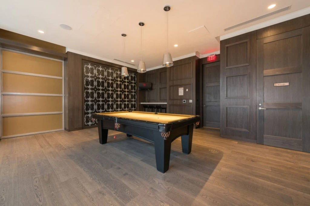 Grand Royal Condos - CN Tower