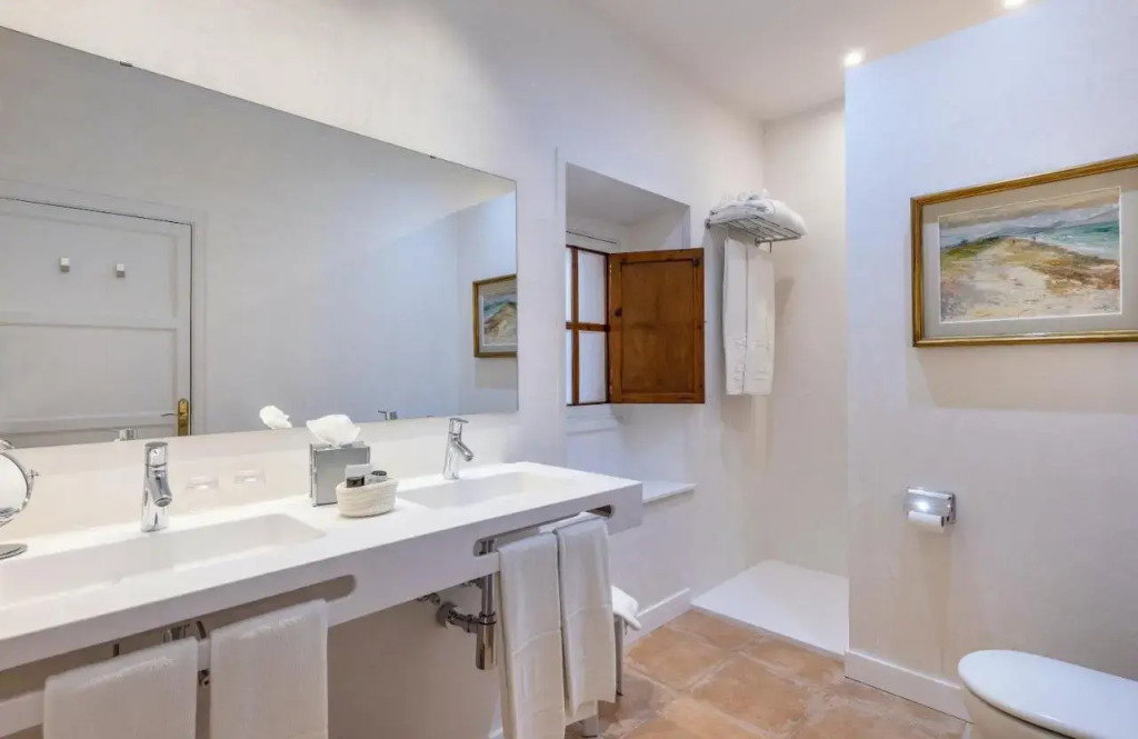 CAMI DE LLENAIRE Holiday house VIL4