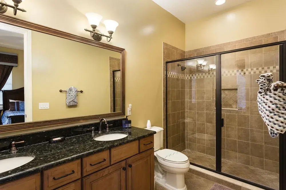 Panoramic Golf Course Views 5 Br home by RedAwning