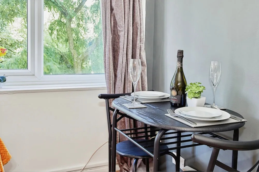 Charming City 1-bed Apartment in Birmingham