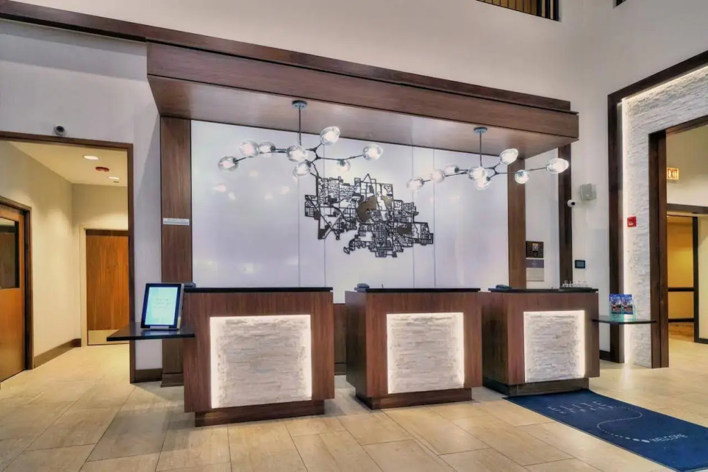 Renaissance Chicago Glenview Suites Hotel