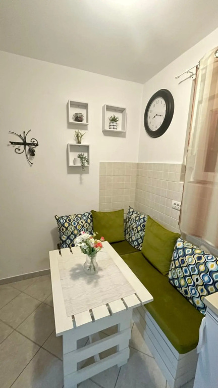 Downtown apartman T