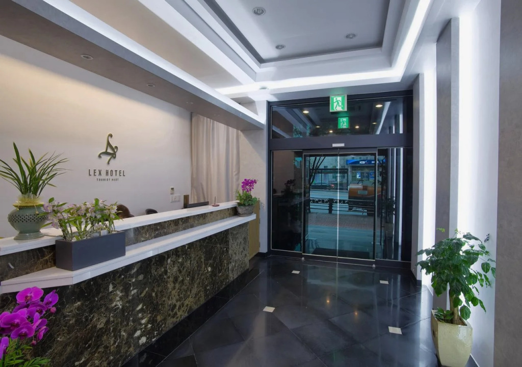 LEX Tourist Hotel