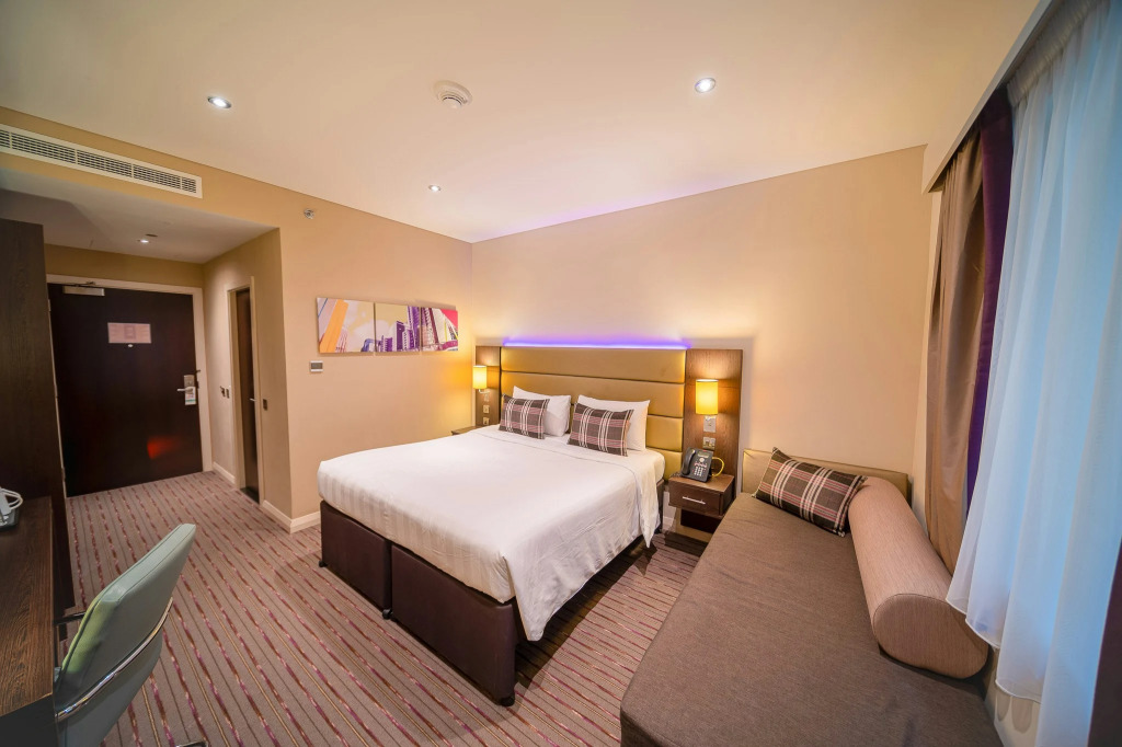 Premier Inn Dubai Al Jaddaf - An Emirates Group Company