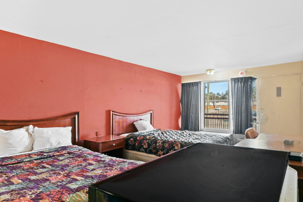 Luxury Inn By Hotel O Hattiesburg, MS
