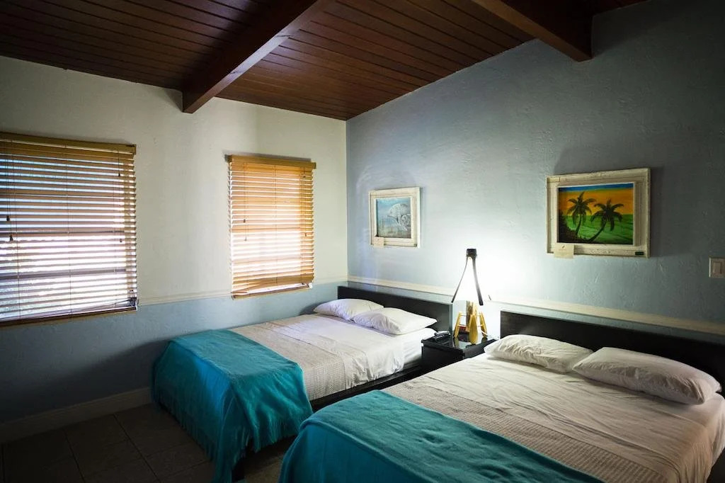 Edgewater Lodge