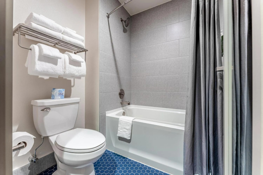 OKANA Resort and Indoor Waterpark