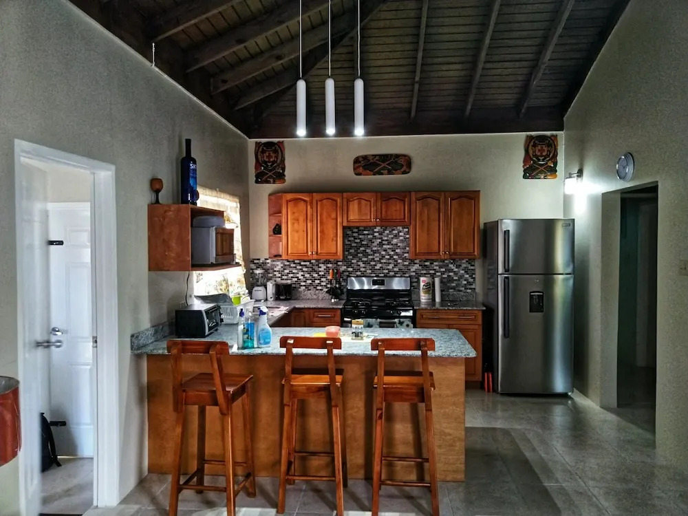 Emerald SunDara Villa Ochi