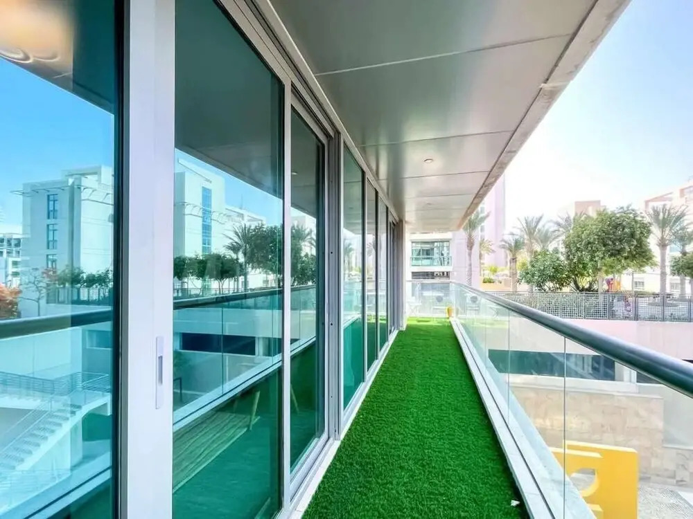 Cozy 2BR With Balcony The Greens