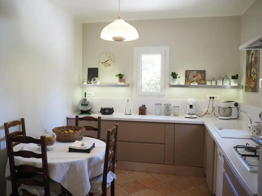 Holiday Home in Villes-sur-auzon With Pool