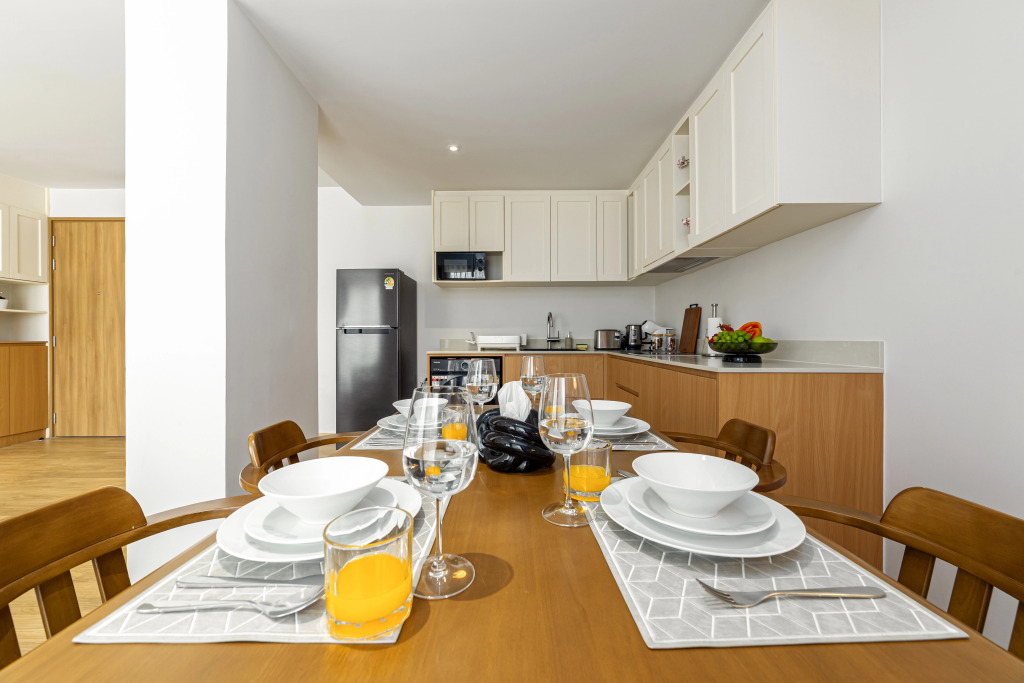 Квартира Bright & Spacious 1BR at Laguna Beachside