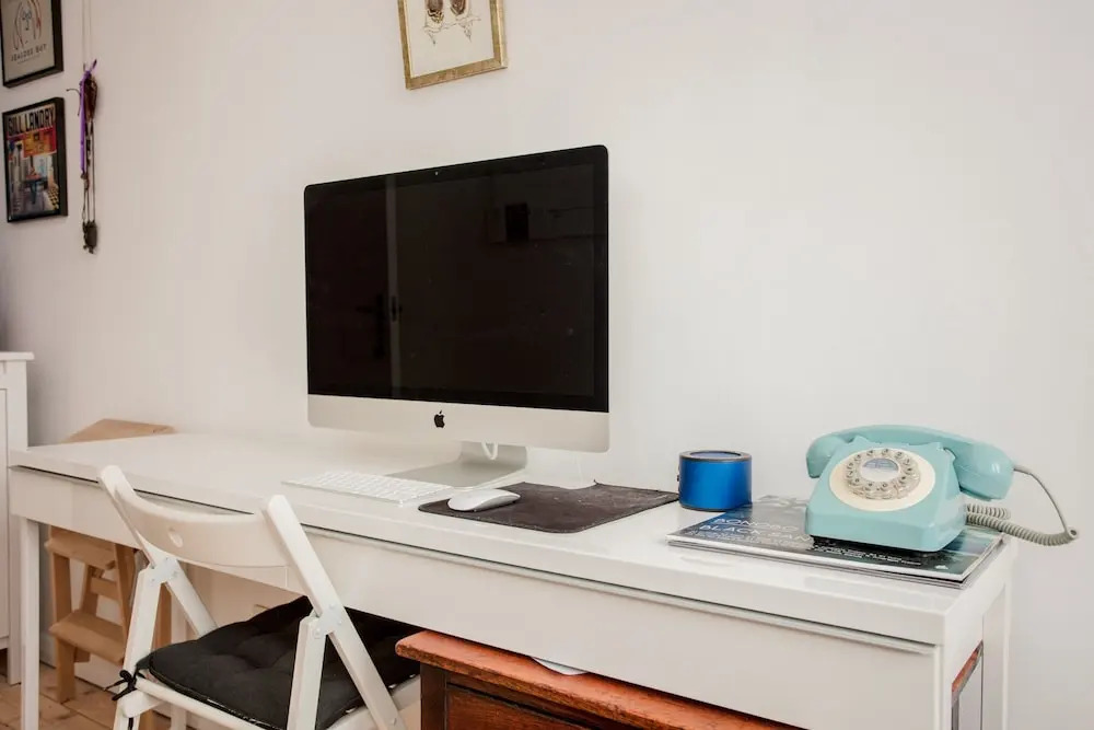 Spacious 2 Bedroom Flat With Communal Garden