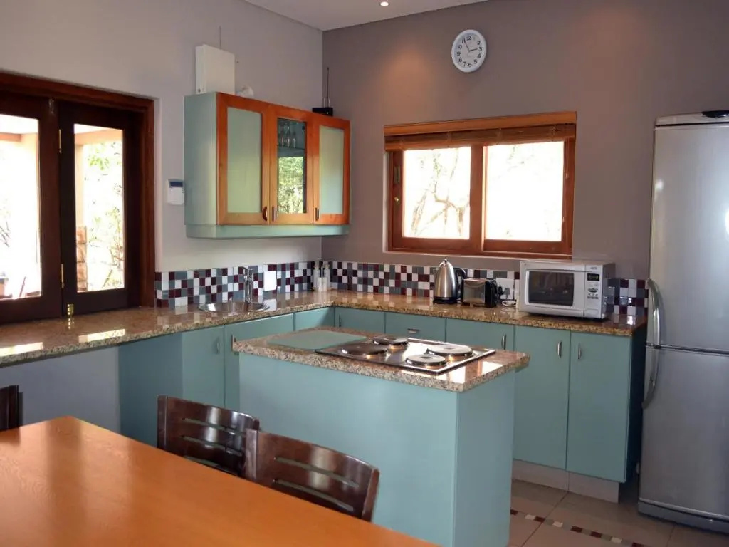 Newburg Lodge & Luxury Bush Tents, Elements Private Golf Reserve