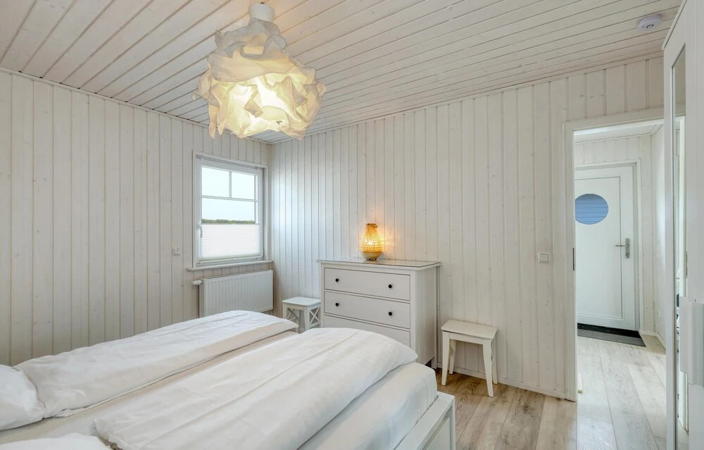 Awesome Home In Zerpenschleuse