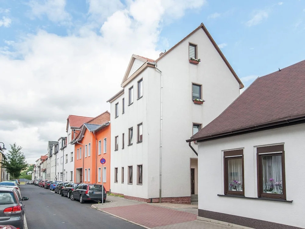 Apartment in Ilmenau With Garden, Terrace, Bbq, Deckchairs