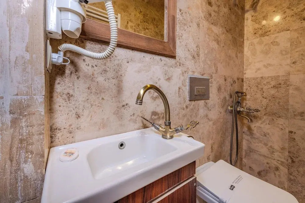 Saliche Cave Suite