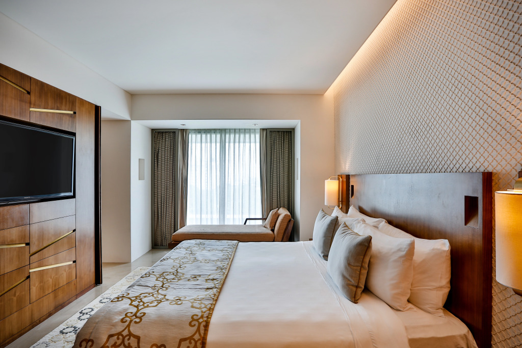 Crowne Plaza Chennai Adyar Park
