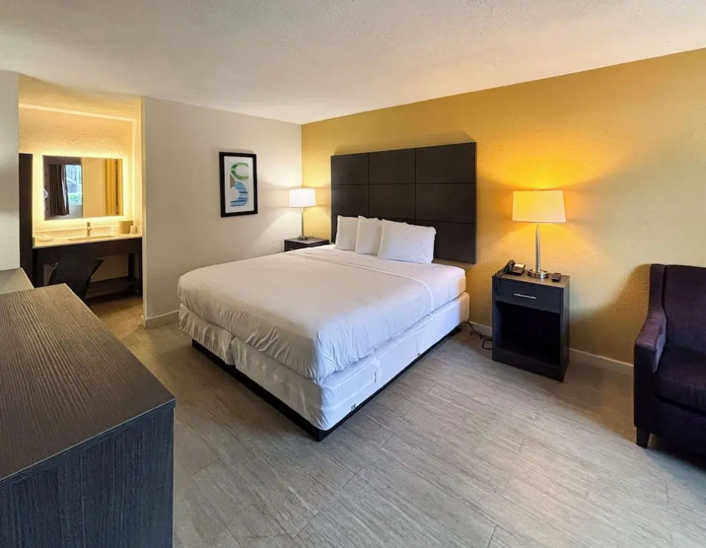 Motel 6 Charlotte, NC Northlake