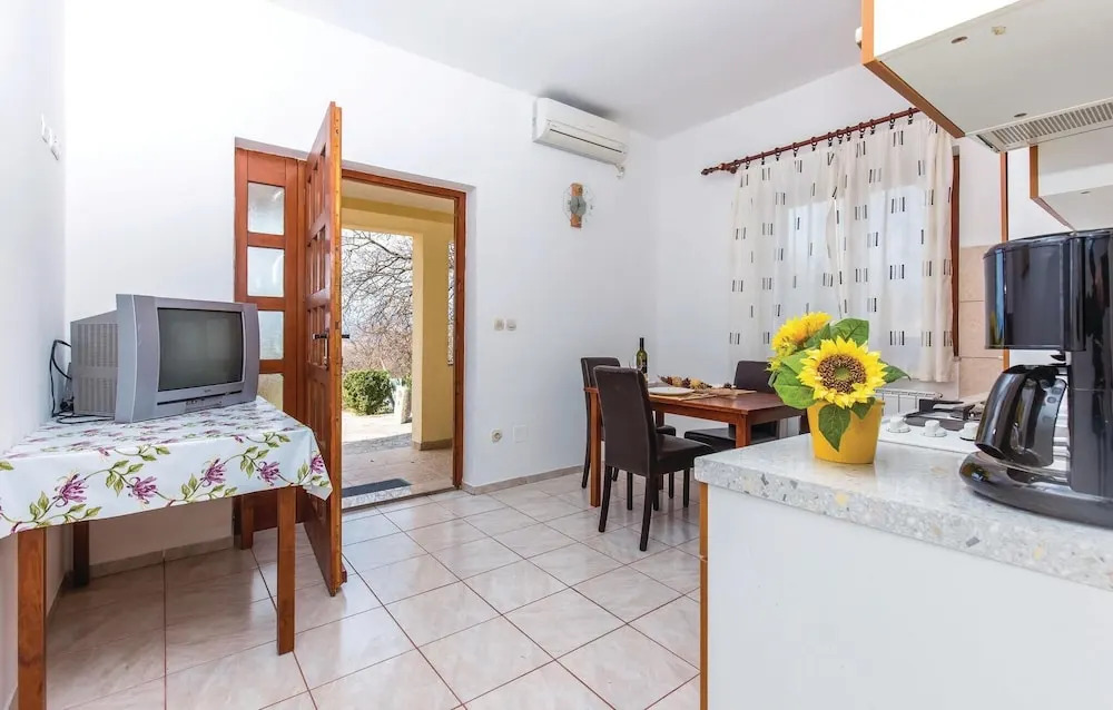 Nice Home in Kostrena With Wifi and 1 Bedrooms