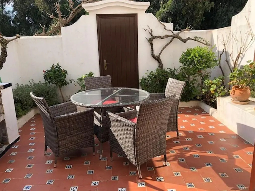 Estepona - Playa - Villa con terraza solárium con vistas al mar Jo41