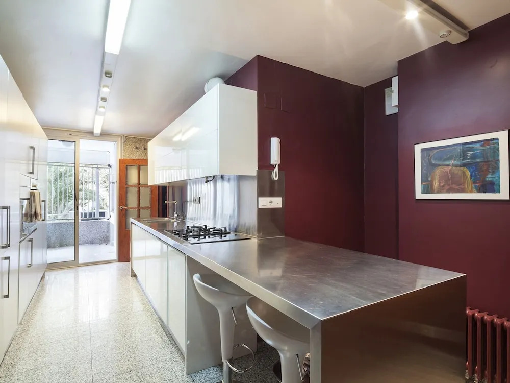 Apartment Barcelona Rentals - Classic Bonanova Apartment