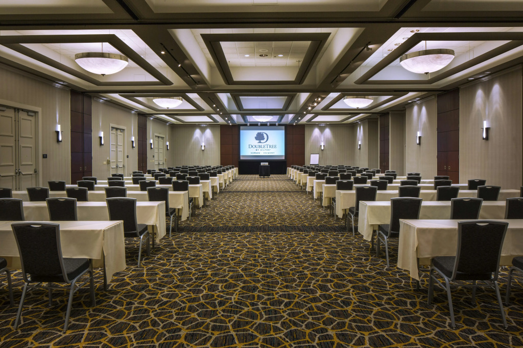 DoubleTree by Hilton Newark-Fremont
