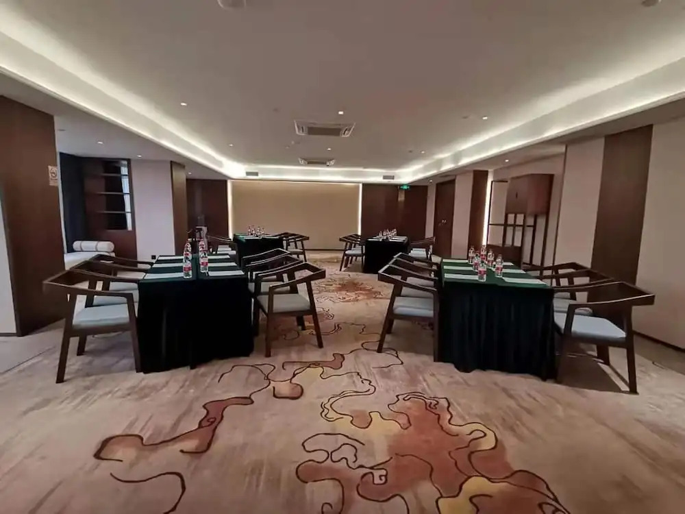Foshan Xinxuangong Hotel