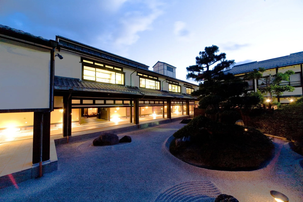 Hagi No Yado Tomoe