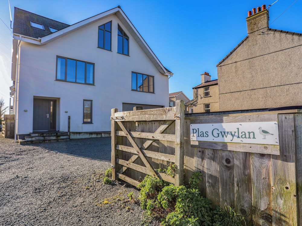 Plas Gwylan