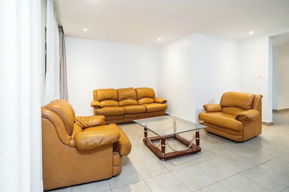 Harrys Kisumu Oasis