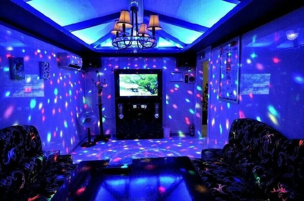 Tiffany Resortel